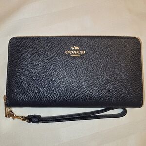 COACH C3441 Long Zip Around Wallet Wristlet Dark Navy Blue Crossgrain Leather